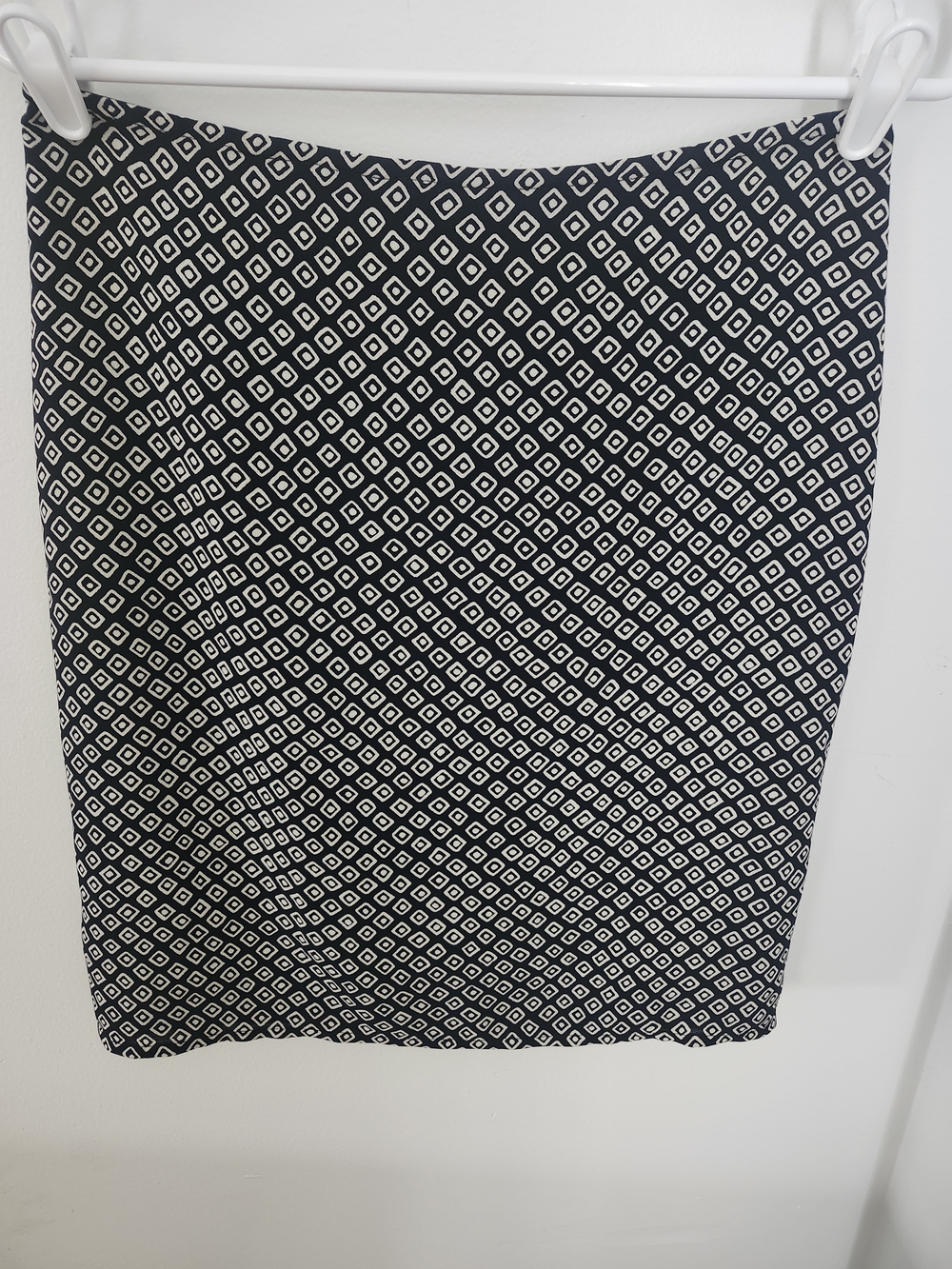 Worthington Black and White Diamond-Print Pencil Skirt